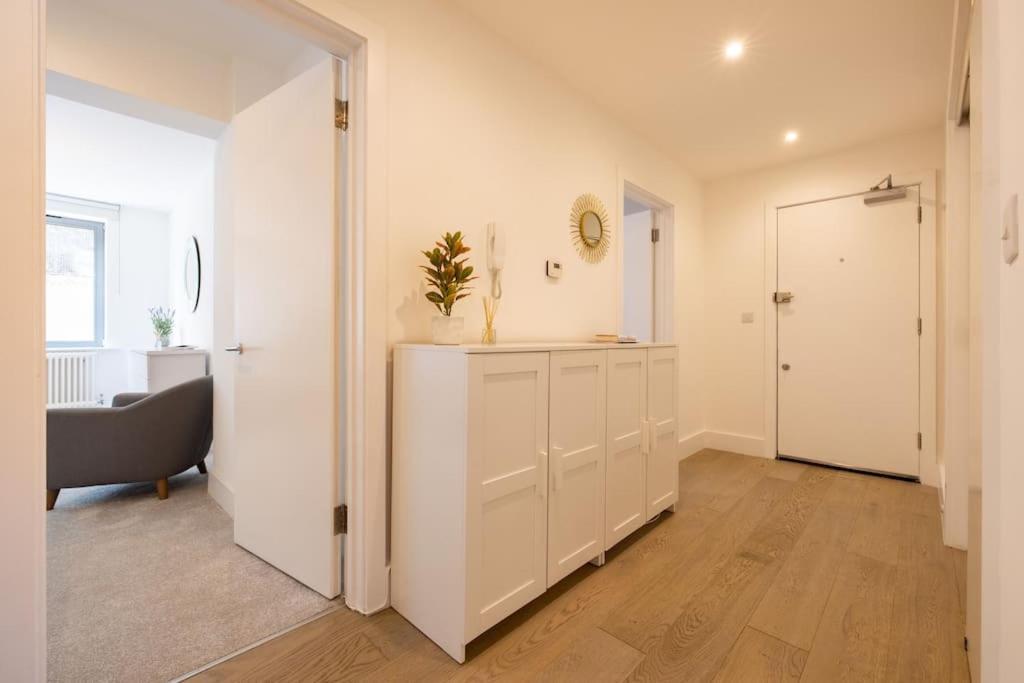 Wild Roses Serviced Apartments - Borough London Ngoại thất bức ảnh